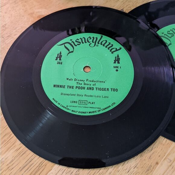 $5 Item! Disneyland 33 1/2rpm LP Goldilocks and the 3 Bears and Winnie the Pooh - Picture 4 of 8